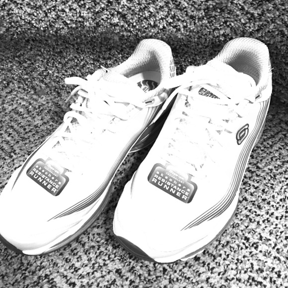 Skechers Shoes - White running shoes